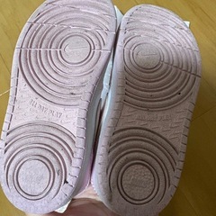 キッズスニーカーNIKEの画像