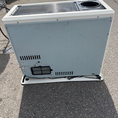 万代店　分解掃除済み　サンポット 煙突式石油ストーブの画像
