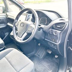 信用回復ローンは当社に！！ネオドライブローンの窓口　トヨタ エスクァイア2.0 Xi 4WD　自社ローン　リース　自社分割 　債務整理　自己破産　他社お断りされた方　札幌在庫の画像