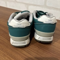 ニューバランス　キッズスニーカーの画像