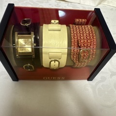 電池切れ】レディース　腕時計　GUESS　箱　ベルト交換セットの画像