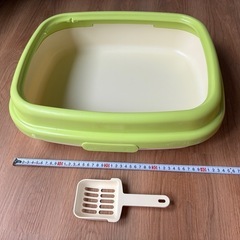 猫砂＋トイレ＋猫じゃらしの画像