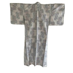 【新品未使用】正絹 小紋 灰色×白 モダンパッチワーク風 花柄 着物の画像