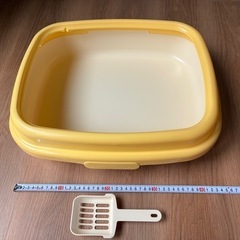 猫砂（開封品）＋トイレ＋猫じゃらしの画像