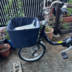 ビビライフ 電動アシスト三輪車の画像