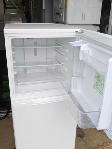 北九州市内配送無料　保証付き 2020年製　RZ-123W 冷蔵庫 ホワイト [123L /2ドア /右開きタイプ