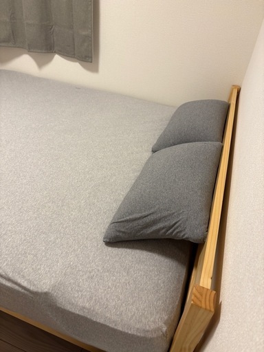 無印良品 クイーンベッド(マットレス付)