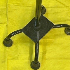 【中古】¥1500 杖　歩行補助　安定感有　長さ調節可【I I039】の画像