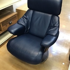 ★値下げしました★【トレファク神戸新長田店 買取/販売】取りに来られる方限定！karimokuの1人掛けソファです。の画像
