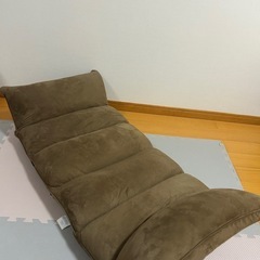 【少し値下げしました】座椅子 14段階リクライニングの画像