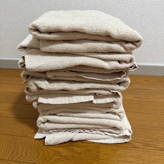 【中古品】ベージュ　無地　バスタオル　美品！の画像