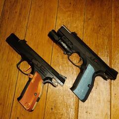 【至急】carbon8 CZ SHADOW2 エアガン CO2ガスガンの画像