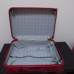 RIMOWAキャリーバッグ赤の画像