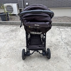 Aprica  ベビーカーの画像