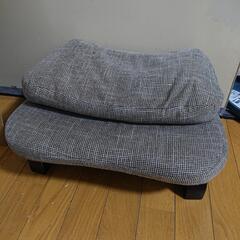 正座椅子の画像