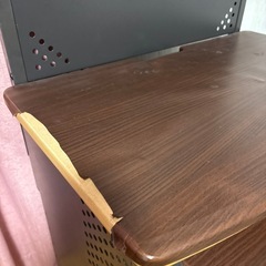 パソコンデスクの画像