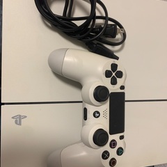 sonyソニー　PS4 本体ホワイトの画像
