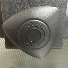 メッシュオフィスチェア 黒赤 ワークチェア デスクチェア ゲーミングチェアの画像