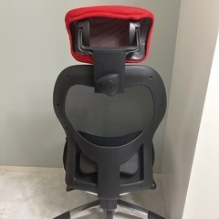 メッシュオフィスチェア 黒赤 ワークチェア デスクチェア ゲーミングチェアの画像