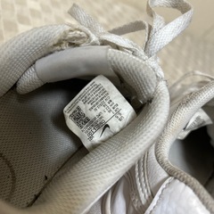 NIKE エアフォース1 ホワイト厚底スニーカー 22.5の画像