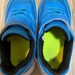 キッズスニーカー21.5cmの画像