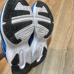 キッズスニーカー21.5cmの画像