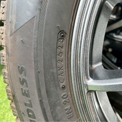 205/60R16 スタッドレス　2023年　ブリザック ノア　ヴォクシー岐阜の画像