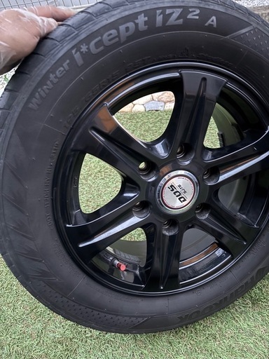200系ハイエース　　スタッドレス　
