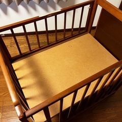 差し上げます。
ベビーベッド　マットレス付きの画像
