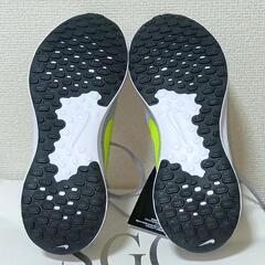 未使用　Nike　28.0cm　レボリューション7　ランニングシューズ　軽量　ナイキの画像