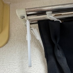 カーテンの画像