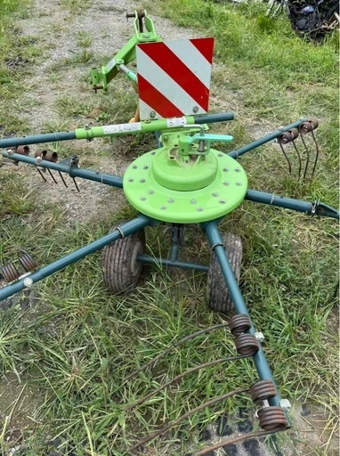 スタージャイロレーキMGR2630 乾草反転、集草埼玉県発