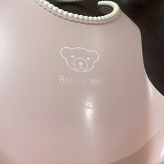 BABYBJÖRN ピンク お食事エプロンの画像