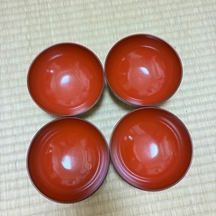お椀　4つセットの画像