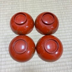 お椀　4つセットの画像