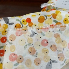 柑橘類 果物 みかん りんご 布 ハンドメイド DIY はぎれの画像