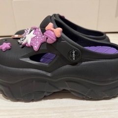 ゴールドパンプス＆サンダルセット売りの画像
