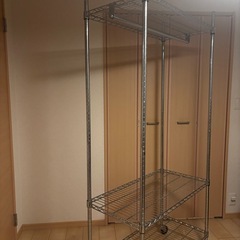 ハンガー用スチールラックの画像