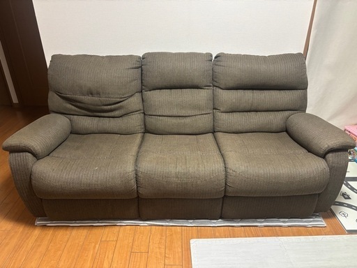 ニトリ 電動 リクライニングソファ
