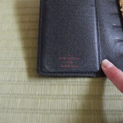 【取引中の為､問合せご遠慮下さい】ルイヴィトン　エピ　手帳の画像