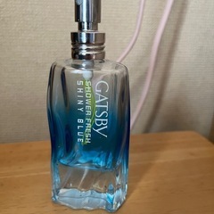 GIVENCHY GENTLEMEN ONLY 100ml(オマケ香水付き)の画像