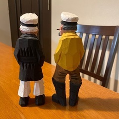 木彫りの置物の画像