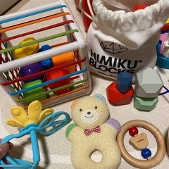 おもちゃまとめ売りの画像