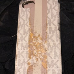 マイケルコース手帳型iPhoneケースの画像