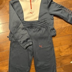 PUMAジャージ上下　adidasウィンドブレーカーの画像