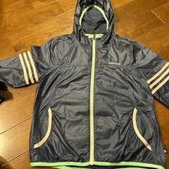 PUMAジャージ上下　adidasウィンドブレーカーの画像