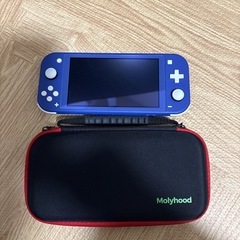 3台セットNintendo Switch1台　light(2台)の画像