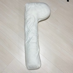 ニトリ　頭も支える抱き枕　カバー付きの画像