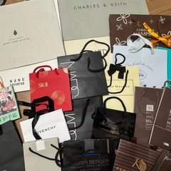 紙袋まとめ売り【39枚セット】の画像