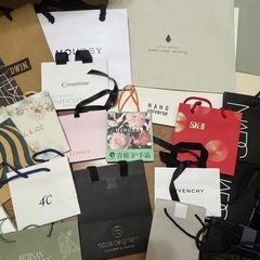 紙袋まとめ売り【39枚セット】の画像